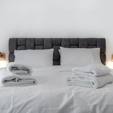 Syntagma Square, 60Sqm Platinum Suite أثينا المظهر الخارجي الصورة