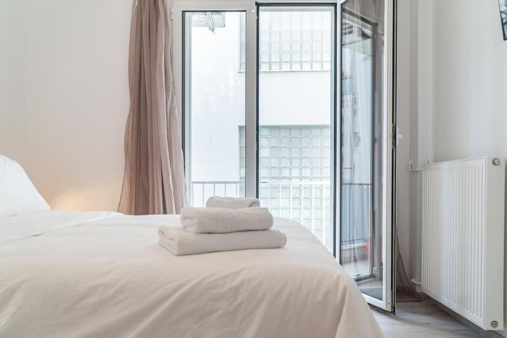 Syntagma Square, 60Sqm Platinum Suite أثينا المظهر الخارجي الصورة